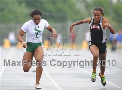 Thumbnail 3 in NCHSAA 4A Track and Field Championships photogallery.