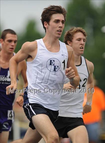 Thumbnail 3 in NCHSAA 4A Track and Field Championships photogallery.