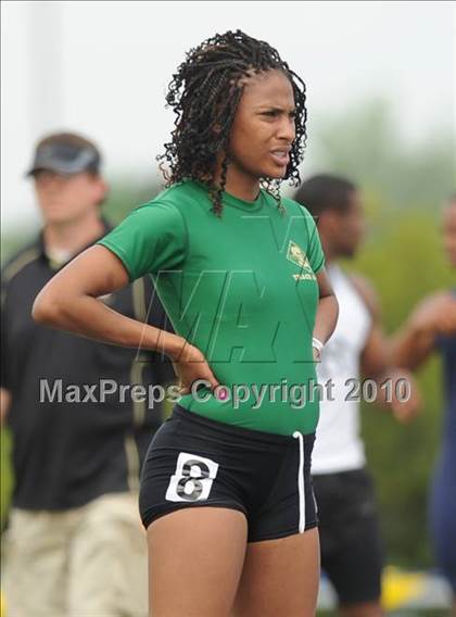 Thumbnail 3 in NCHSAA 4A Track and Field Championships photogallery.