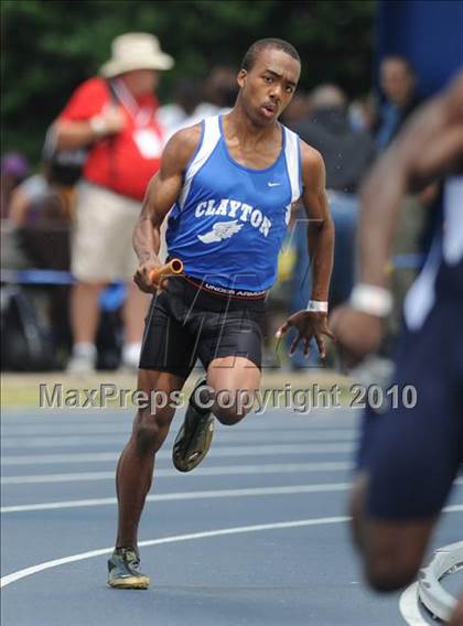 Thumbnail 2 in NCHSAA 4A Track and Field Championships photogallery.