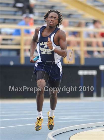 Thumbnail 1 in NCHSAA 4A Track and Field Championships photogallery.