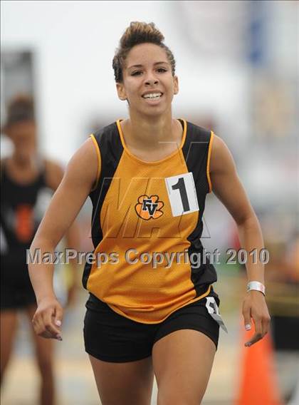 Thumbnail 3 in NCHSAA 4A Track and Field Championships photogallery.
