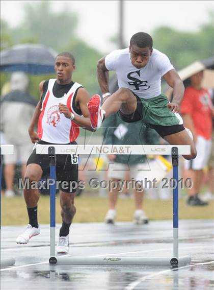 Thumbnail 3 in NCHSAA 4A Track and Field Championships photogallery.