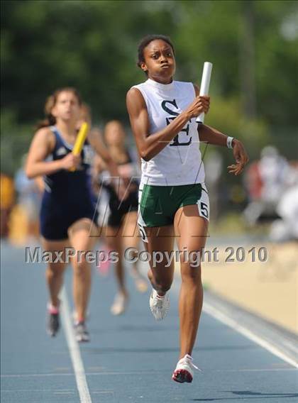 Thumbnail 2 in NCHSAA 4A Track and Field Championships photogallery.