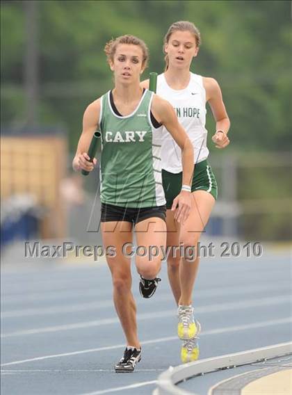 Thumbnail 2 in NCHSAA 4A Track and Field Championships photogallery.