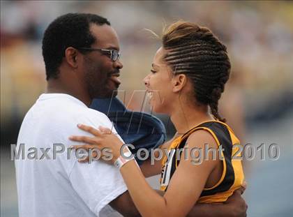 Thumbnail 1 in NCHSAA 4A Track and Field Championships photogallery.