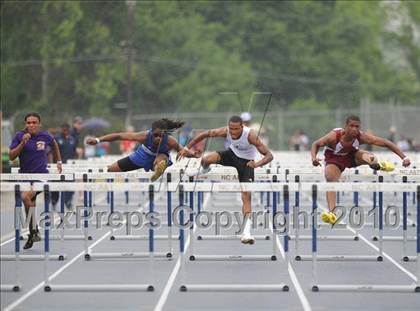 Thumbnail 2 in NCHSAA 4A Track and Field Championships photogallery.