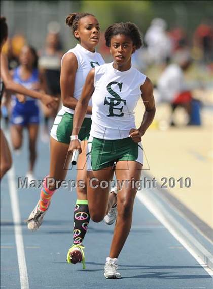 Thumbnail 3 in NCHSAA 4A Track and Field Championships photogallery.