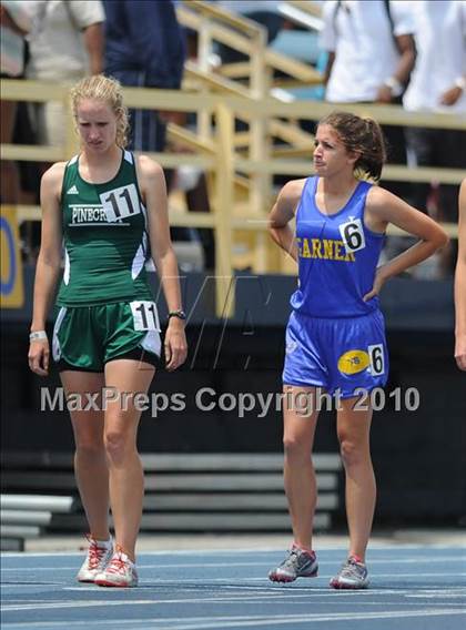 Thumbnail 3 in NCHSAA 4A Track and Field Championships photogallery.
