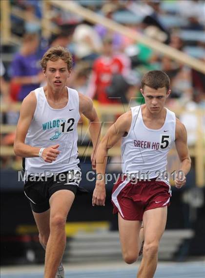 Thumbnail 1 in NCHSAA 4A Track and Field Championships photogallery.