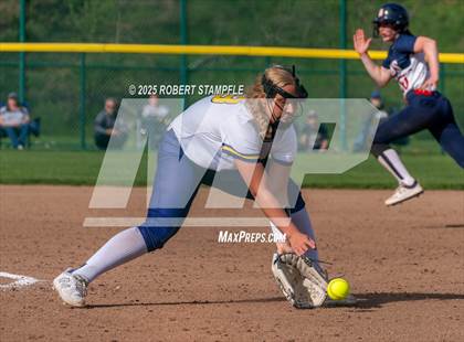 Thumbnail 2 in Plum @ Shaler Area photogallery.