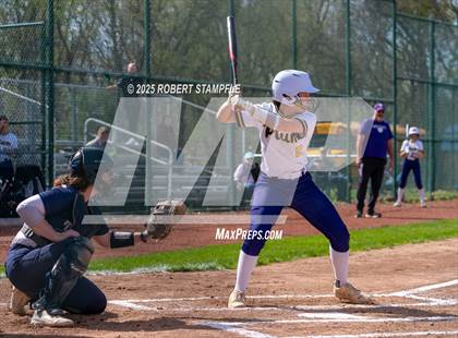 Thumbnail 2 in Plum @ Shaler Area photogallery.