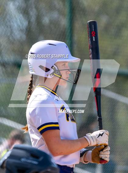 Thumbnail 2 in Plum @ Shaler Area photogallery.
