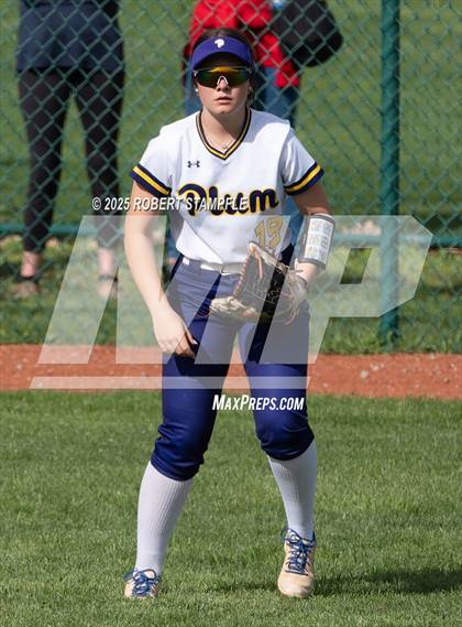 Thumbnail 3 in Plum @ Shaler Area photogallery.
