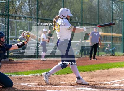 Thumbnail 2 in Plum @ Shaler Area photogallery.