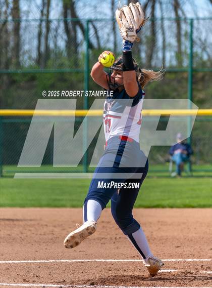 Thumbnail 2 in Plum @ Shaler Area photogallery.