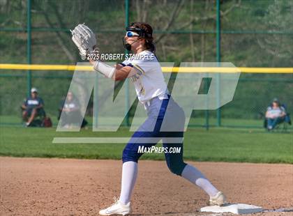 Thumbnail 1 in Plum @ Shaler Area photogallery.