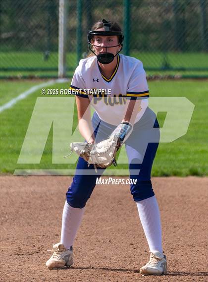 Thumbnail 2 in Plum @ Shaler Area photogallery.