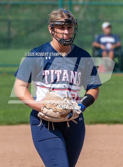 Thumbnail 3 in Plum @ Shaler Area photogallery.