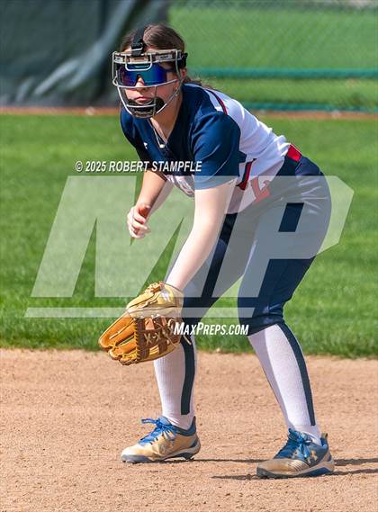 Thumbnail 2 in Plum @ Shaler Area photogallery.