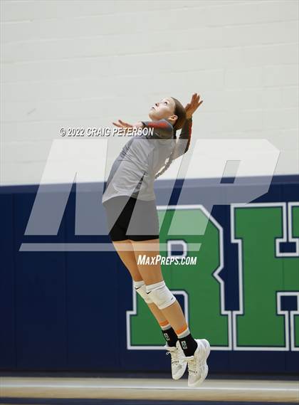Thumbnail 3 in Skyridge @ Ridgeline photogallery.