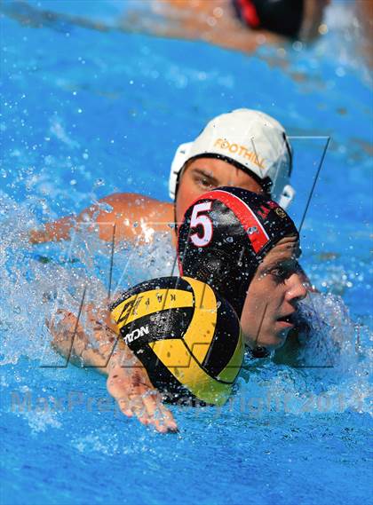 Thumbnail 1 in Foothill v. La Jolla (Coronado JV Invitational) photogallery.