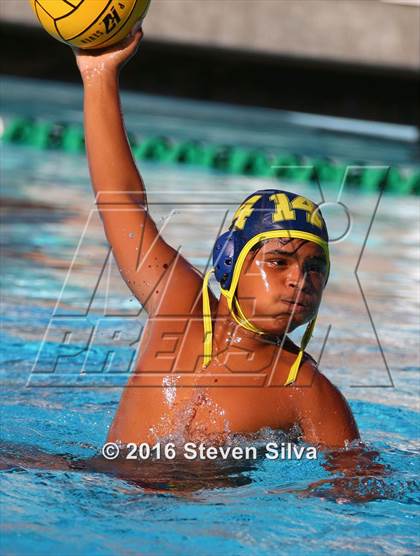 Thumbnail 2 in Bonita Vista vs. Point Loma (11th Annual Draz Classic) photogallery.