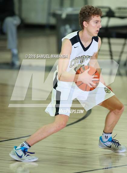 Thumbnail 1 in Calabasas vs Dorsey (West Valley Thanksgiving Tip-Off Classic) photogallery.