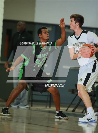 Thumbnail 1 in Calabasas vs Dorsey (West Valley Thanksgiving Tip-Off Classic) photogallery.