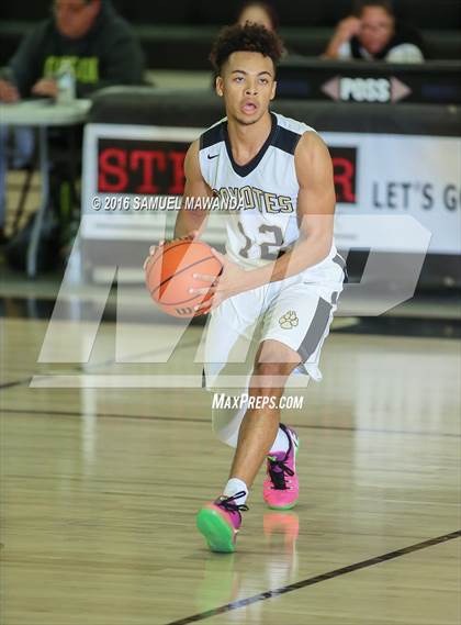 Thumbnail 2 in Calabasas vs Dorsey (West Valley Thanksgiving Tip-Off Classic) photogallery.