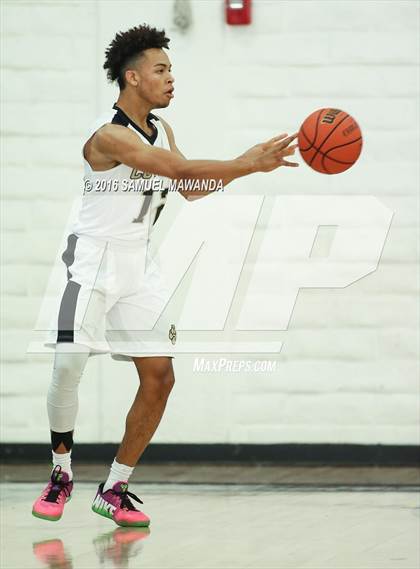 Thumbnail 1 in Calabasas vs Dorsey (West Valley Thanksgiving Tip-Off Classic) photogallery.