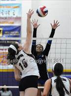 Photo from the gallery "Los Alamitos vs. Assumption (Durango Fall Classic)"
