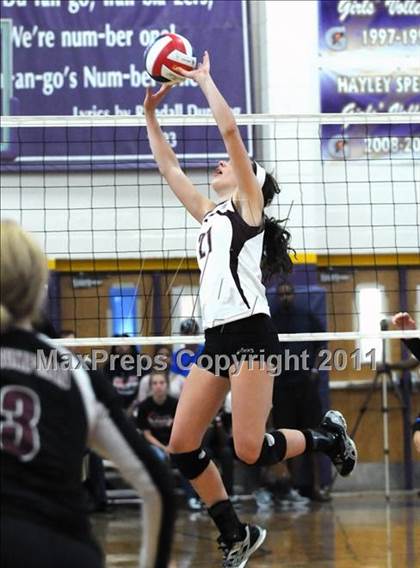 Thumbnail 3 in Los Alamitos vs. Assumption (Durango Fall Classic) photogallery.