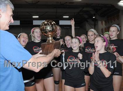 Thumbnail 1 in Los Alamitos vs. Assumption (Durango Fall Classic) photogallery.