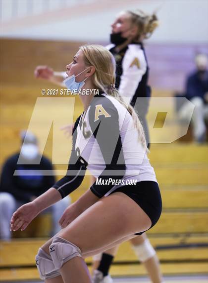 Thumbnail 1 in Arapahoe @ Grandview photogallery.