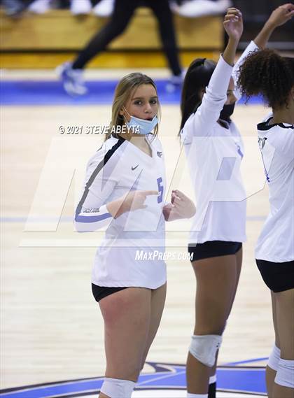 Thumbnail 1 in Arapahoe @ Grandview photogallery.