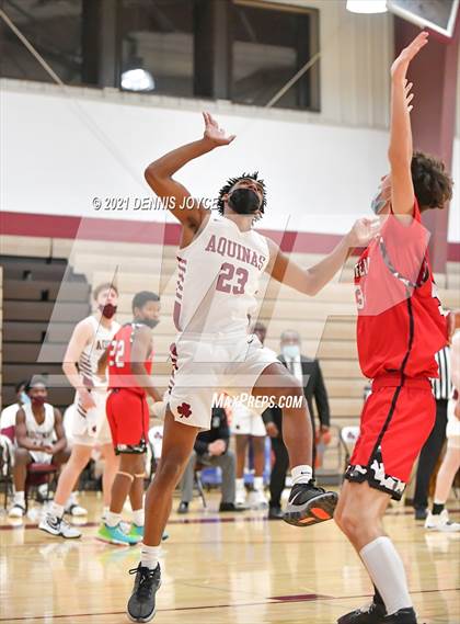 Thumbnail 3 in Penfield @ Aquinas Institute (Section V Class AA Semifinal) photogallery.