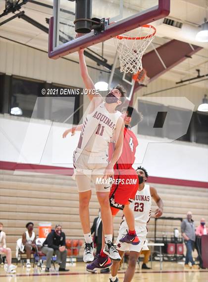 Thumbnail 1 in Penfield @ Aquinas Institute (Section V Class AA Semifinal) photogallery.