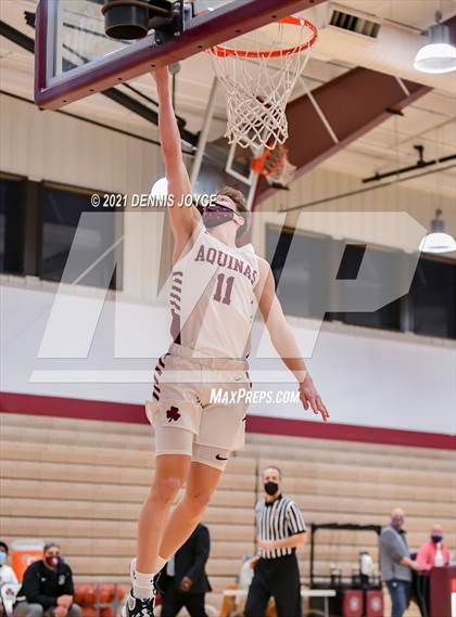 Thumbnail 1 in Penfield @ Aquinas Institute (Section V Class AA Semifinal) photogallery.