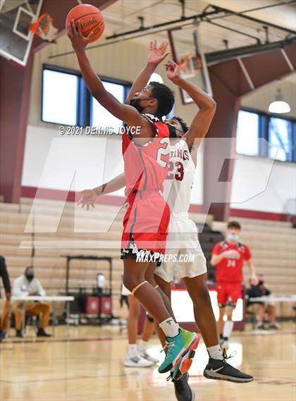 Thumbnail 3 in Penfield @ Aquinas Institute (Section V Class AA Semifinal) photogallery.