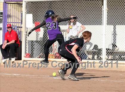 Thumbnail 2 in Foothill vs. Shasta (Shasta Tournament) photogallery.