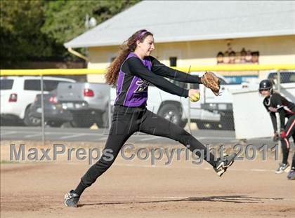 Thumbnail 2 in Foothill vs. Shasta (Shasta Tournament) photogallery.