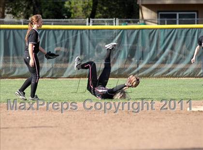 Thumbnail 2 in Foothill vs. Shasta (Shasta Tournament) photogallery.