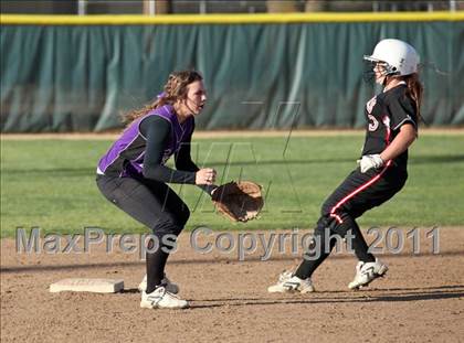 Thumbnail 2 in Foothill vs. Shasta (Shasta Tournament) photogallery.