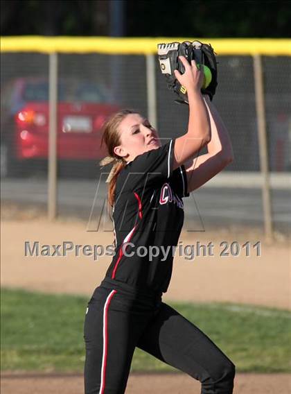 Thumbnail 3 in Foothill vs. Shasta (Shasta Tournament) photogallery.