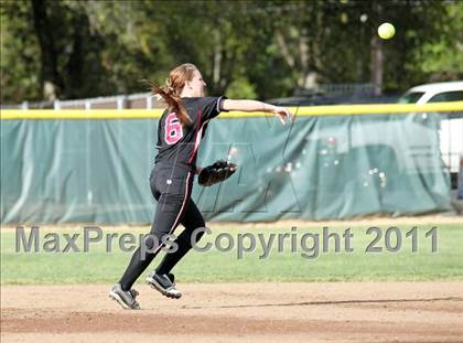 Thumbnail 3 in Foothill vs. Shasta (Shasta Tournament) photogallery.