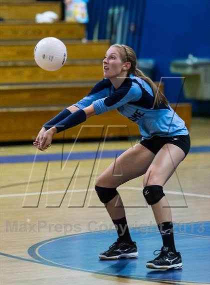Thumbnail 2 in Newsome @ Riverview photogallery.