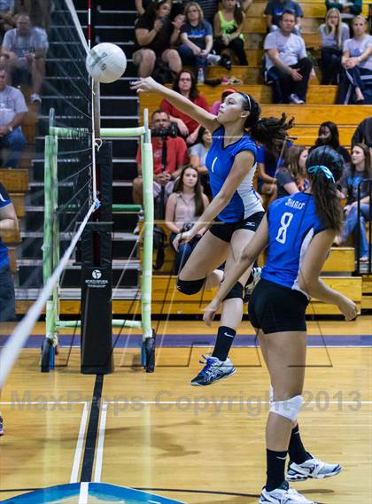 Thumbnail 1 in Newsome @ Riverview photogallery.