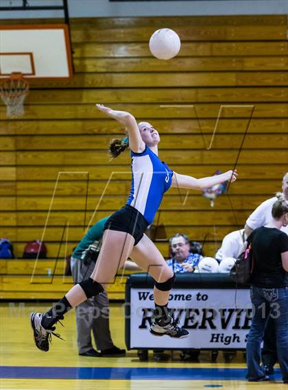Thumbnail 1 in Newsome @ Riverview photogallery.