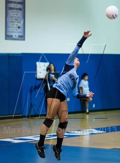 Thumbnail 3 in Newsome @ Riverview photogallery.